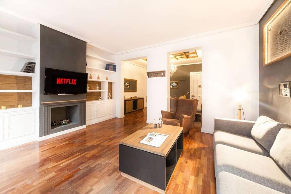 Amazing & Centric Flat In Malasana - M20d Apartment *